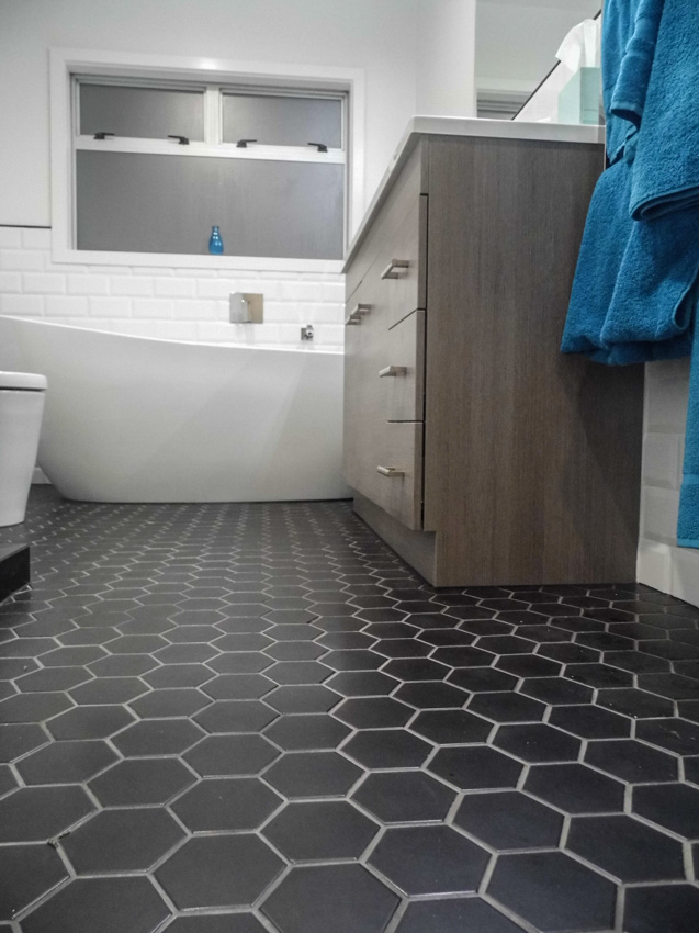 Black Hexagon Bathroom Floor Tile Design