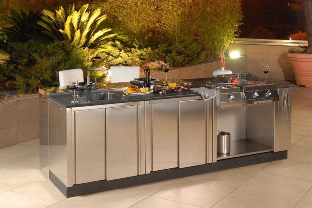 outdoor-stainless-steel-kitchen-countertops-design-ideas